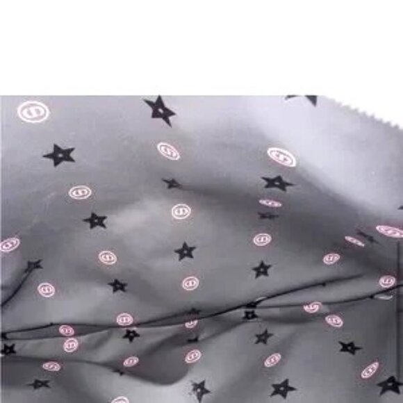 DIOR LARGE PINK 3D LOGO
CLUTCH "DIOR" IN SUEDE AND IN PINK.
NWOT RARE NEW!! - Picture 2 of 7